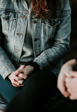 Therapy sessions are conducted daily, but only on Main Retreat Days